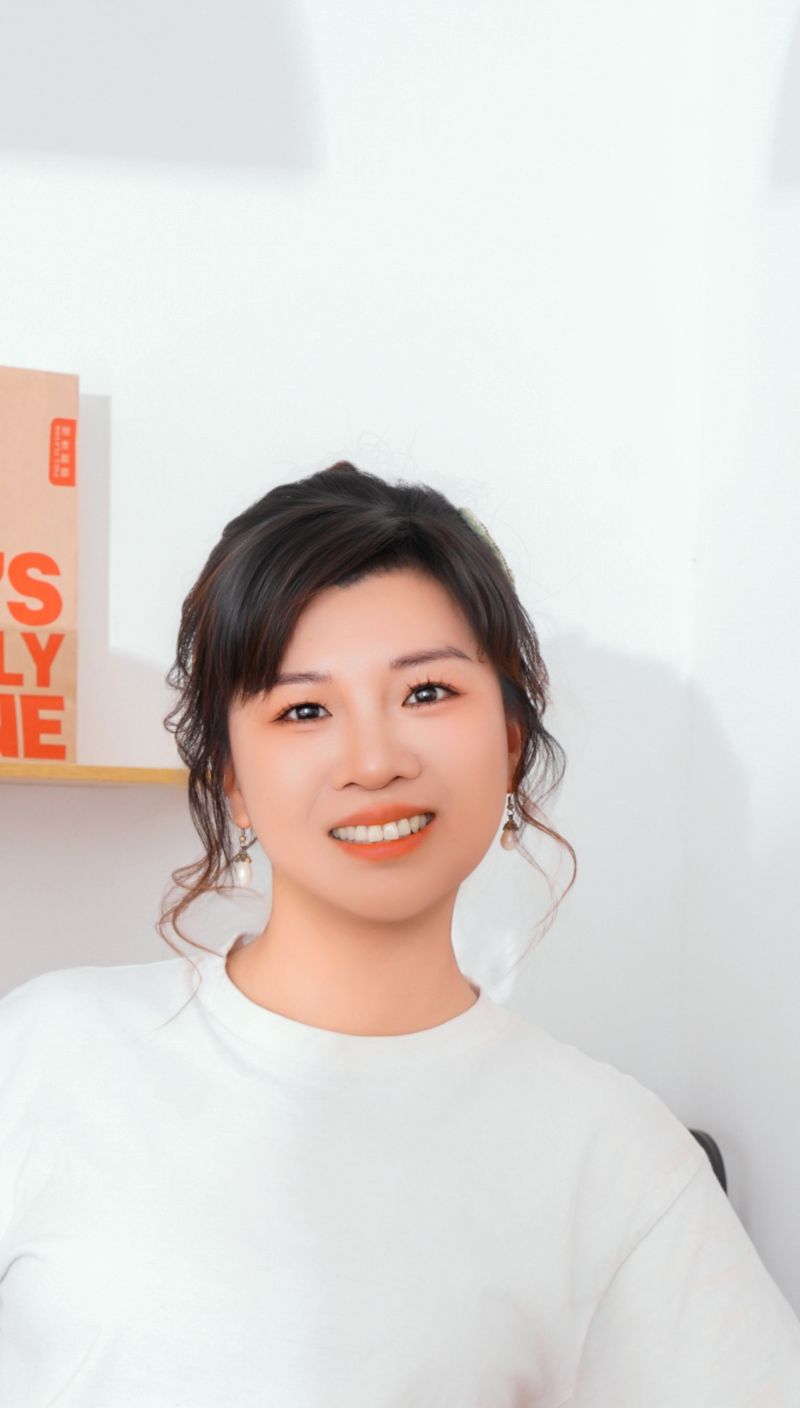 Portrait of Qhoney