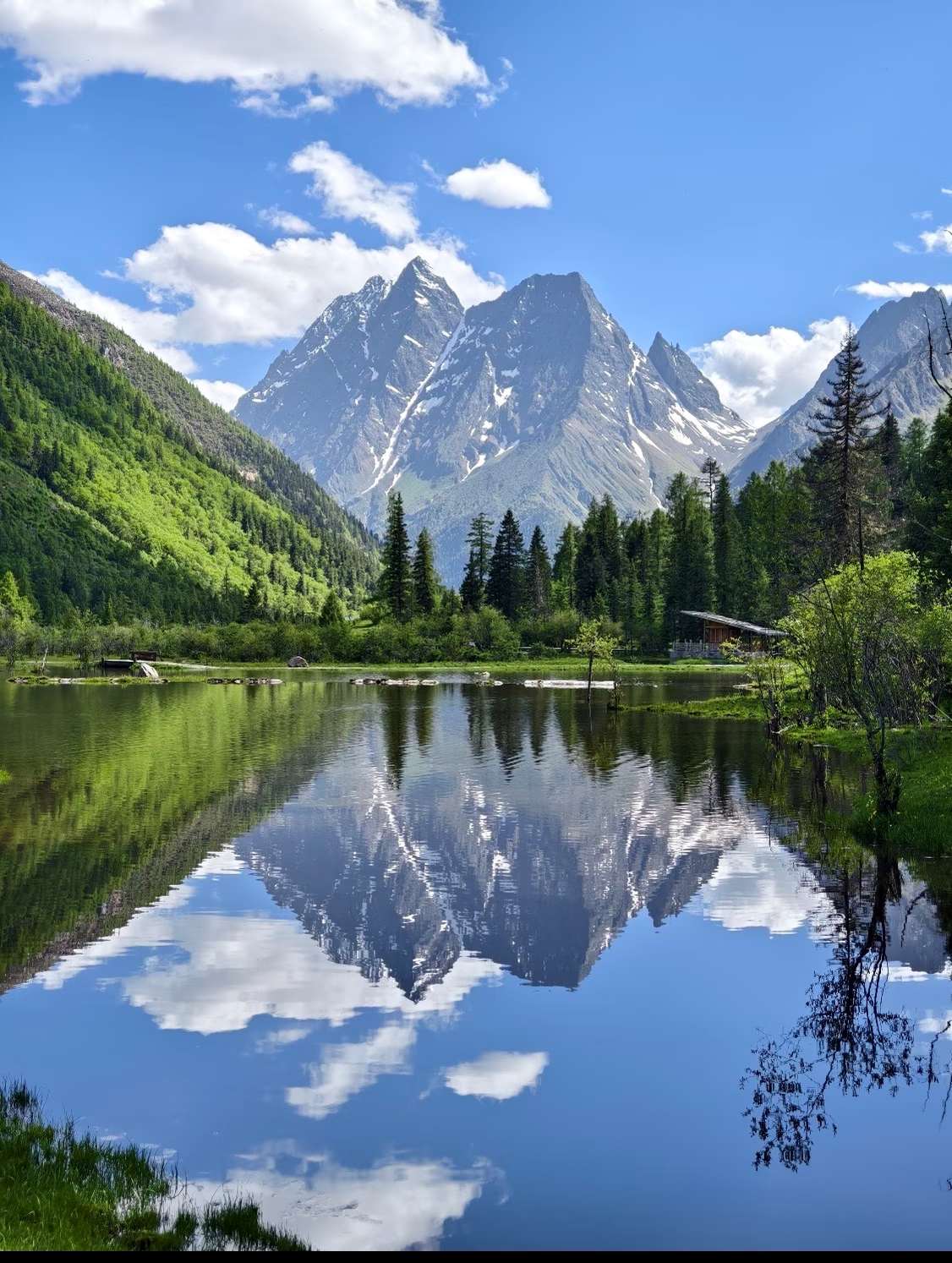 Natural Sichuan Five-Day Tour