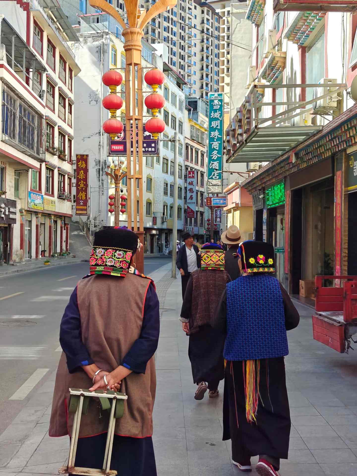 Thousand-Year Tibetan & Qiang Culture Tour gallery photo 1