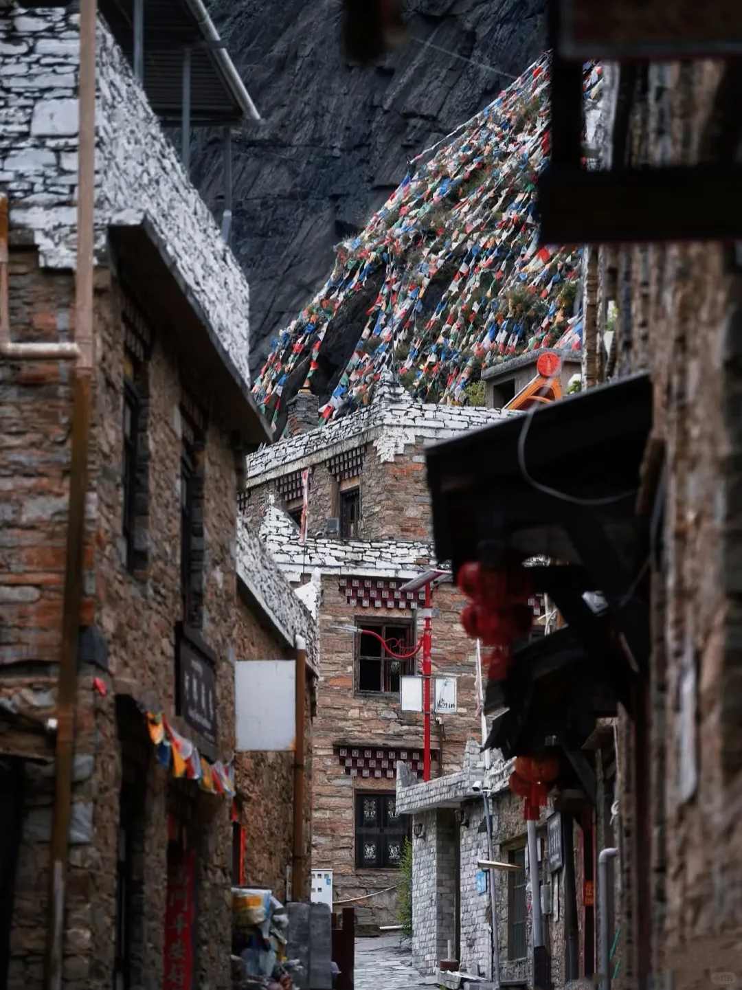 Thousand-Year Tibetan & Qiang Culture Tour gallery photo 2